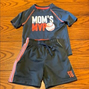 4T Oshkosh Shorts and tshirt set
